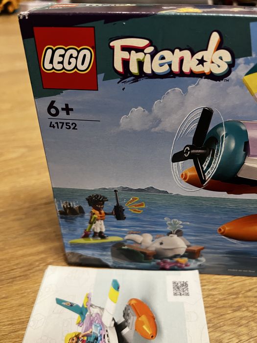 LEGO Friends 41752 Avion de Salvare pe Mare