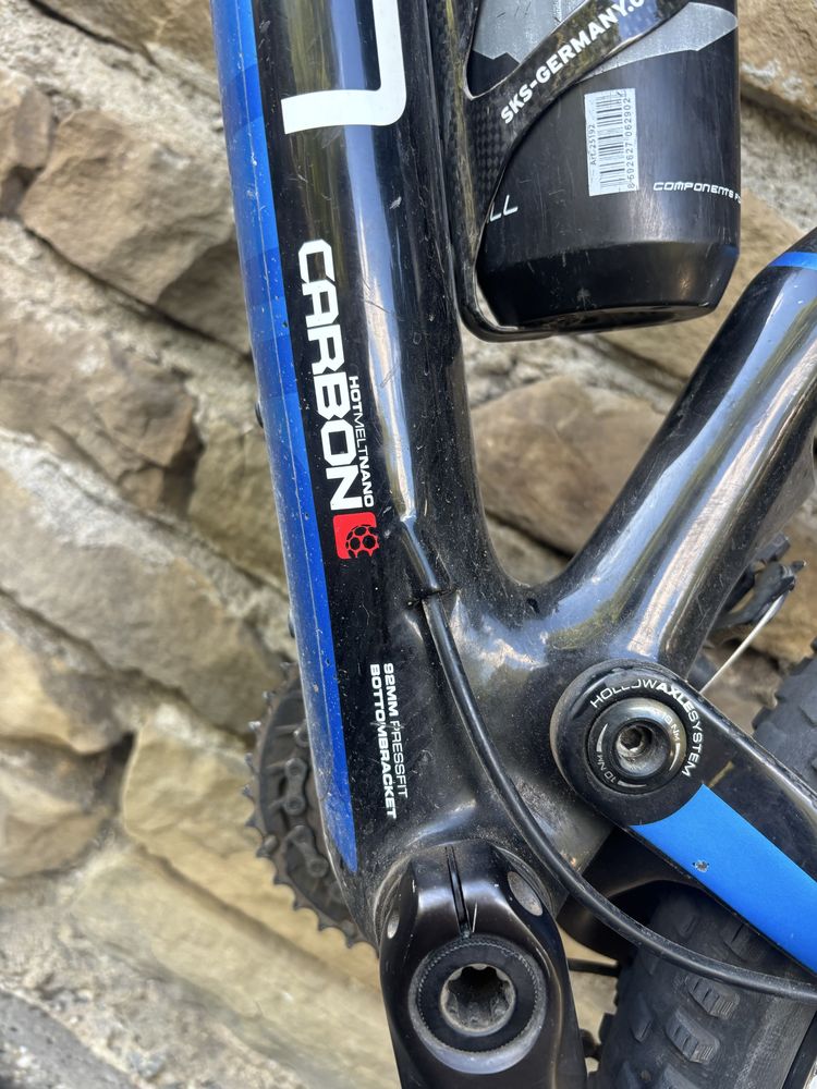 Simplon carbon мекица