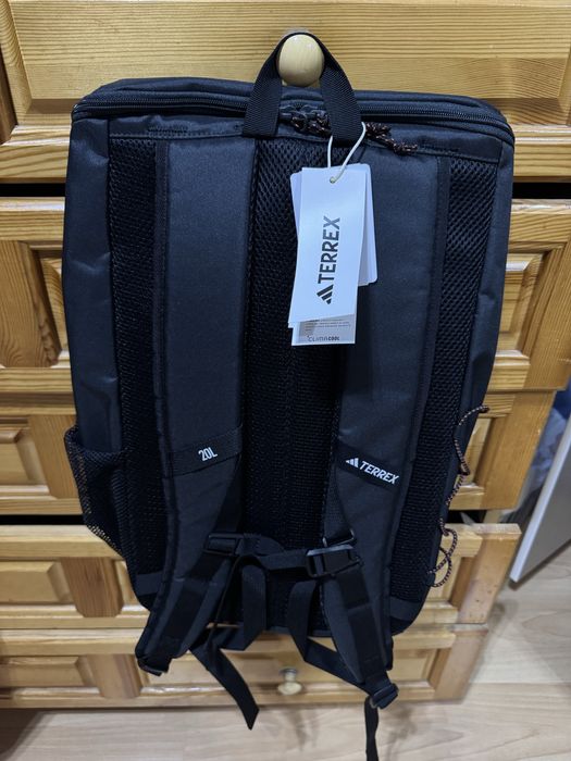 Adidas различни модели