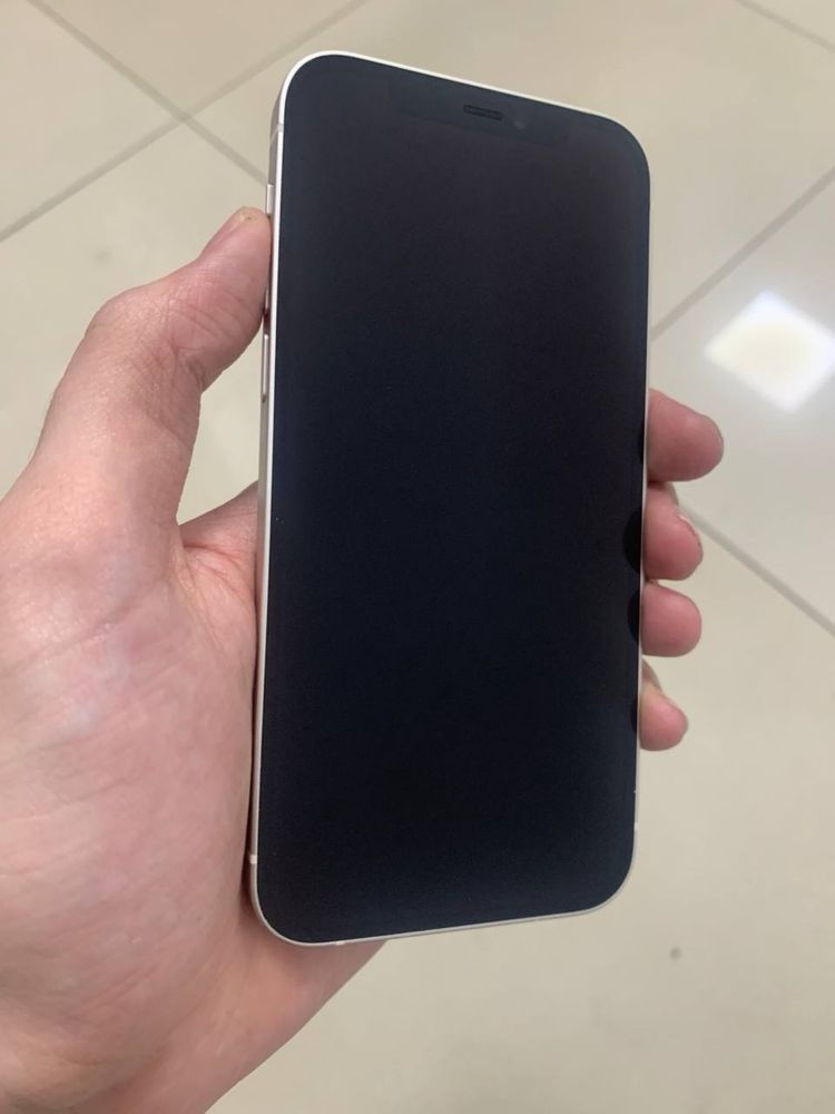 Iphone 12, полный комплект, 80% акб