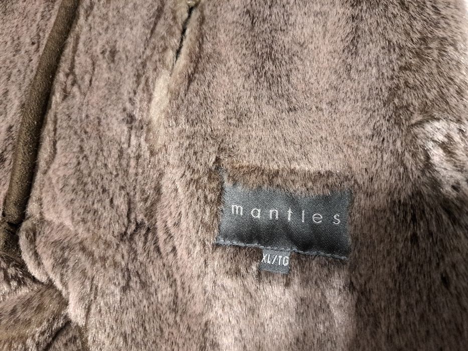 Vand cojoc XL impecabil foarte putin purtat