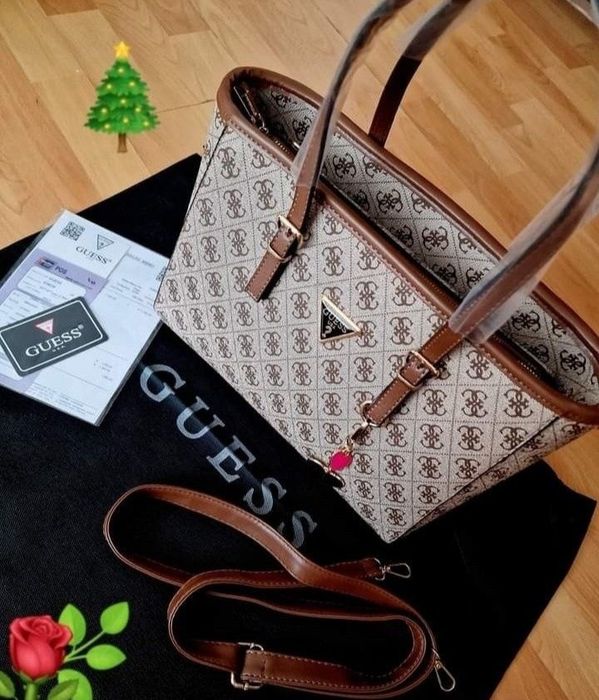 Geanta Guess,super model, material textil,saculet, etichetă