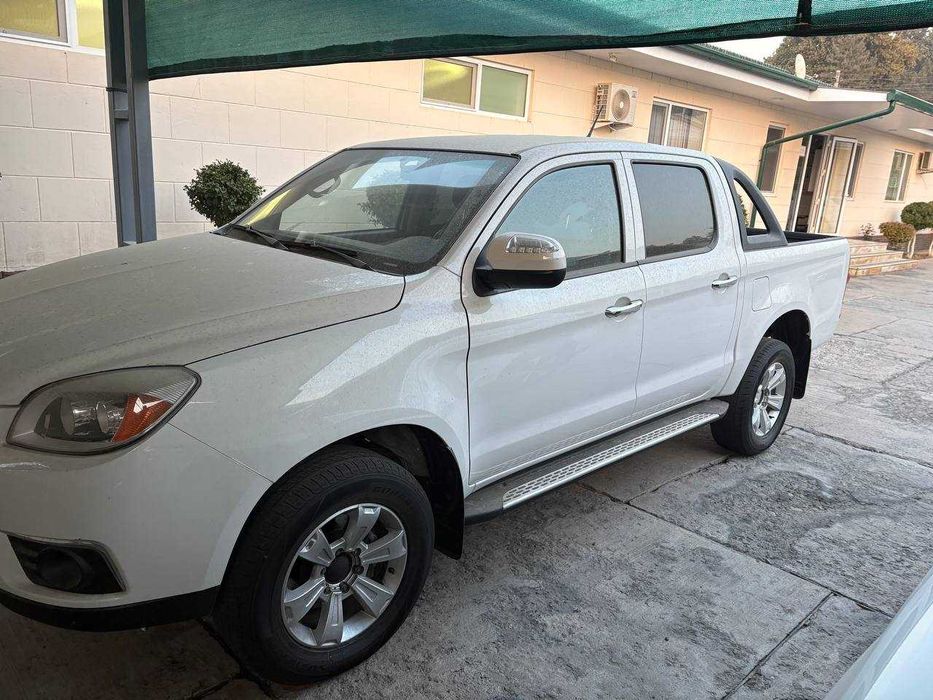 Срочно продам машину JAC