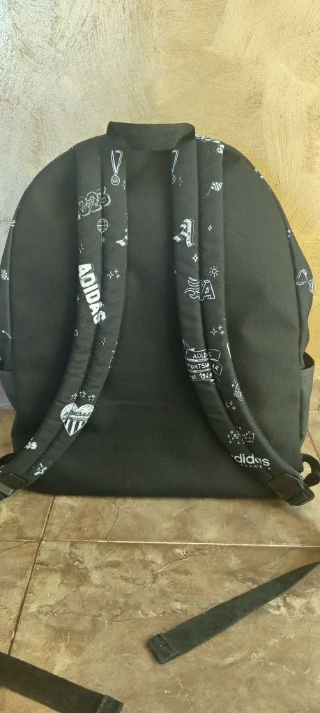 Раница за училище Adidas