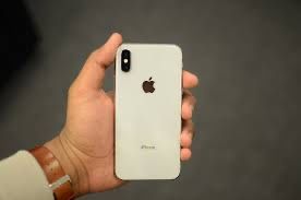 Iphone x 64гб  73%емкость. Без царапин