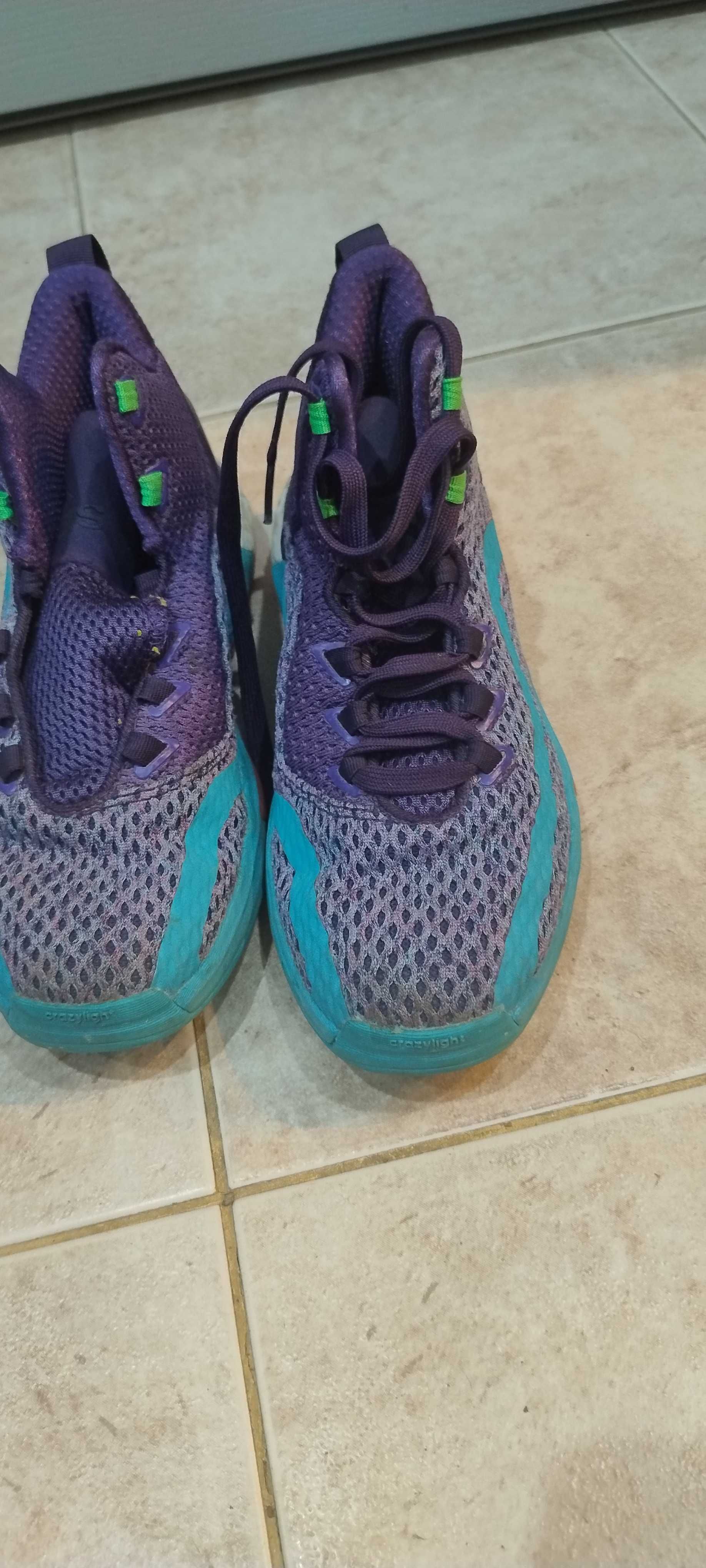 Маратонки Adidas boost