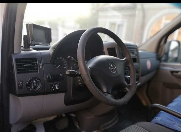 Vând Mercedes Benz Sprinter 319 CDI, 2011, 3,5 tone, automată