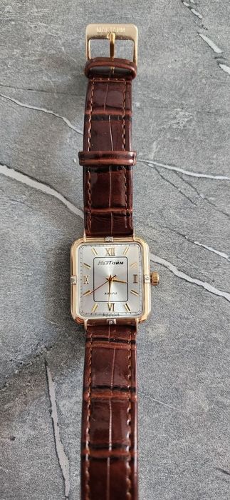 Мактайм золотые часы завод