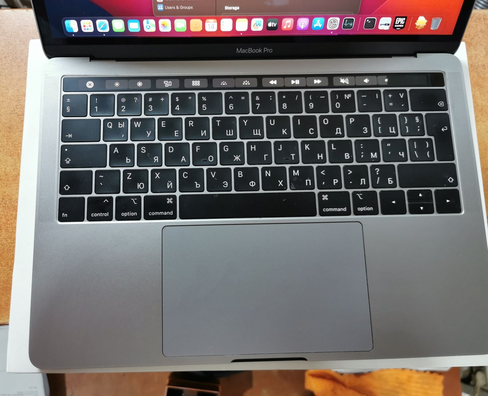 Лаптоп Aplle MacBook PRO 500GB Model:A1989