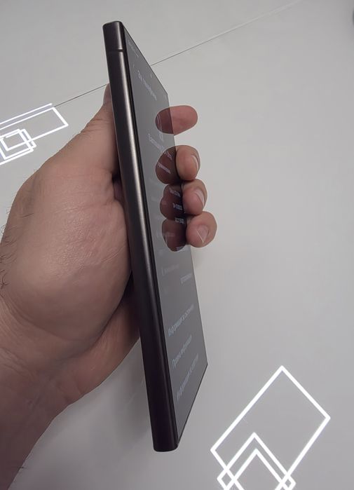 Samsung S24 Ultra , 512 GB + гаранция до 20.02.2026