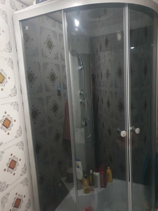Дверь душевой кабины  90×90