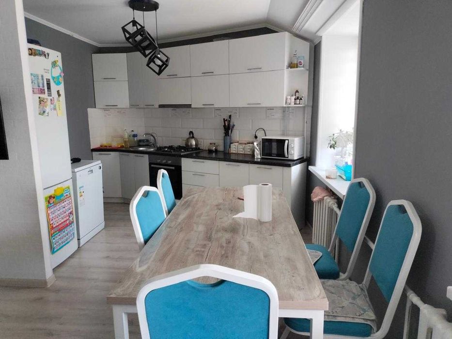 Двухуровневая современная квартира в мкр.Наурыз