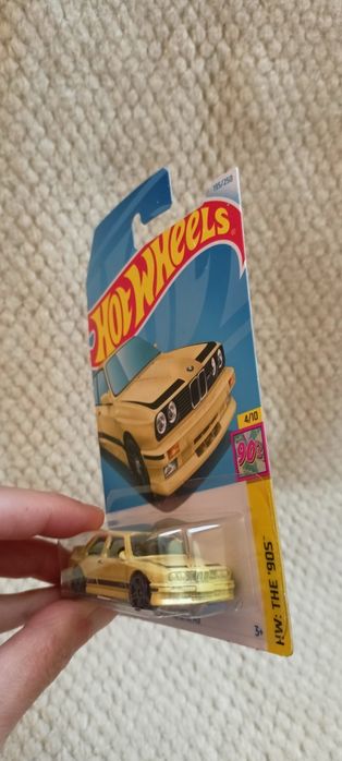 Hot wheels - BMW 2002 , BMW M3