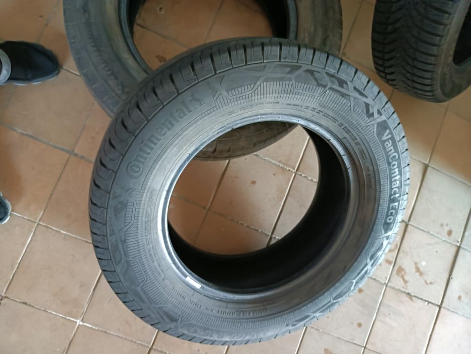 235 65 16c Continental 2buc