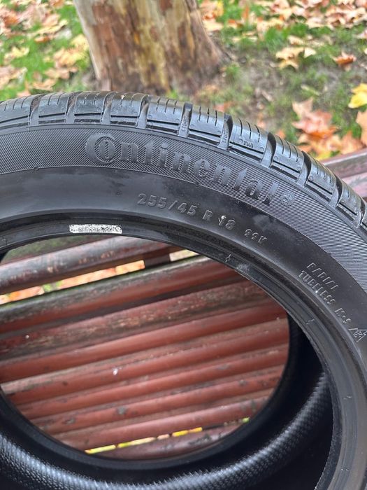 2 anvelope iarna Continental 255/45/R18