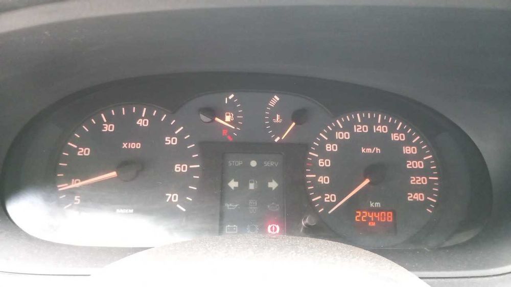 Vand Renault Megane 1.9 diesel - impozit la zi