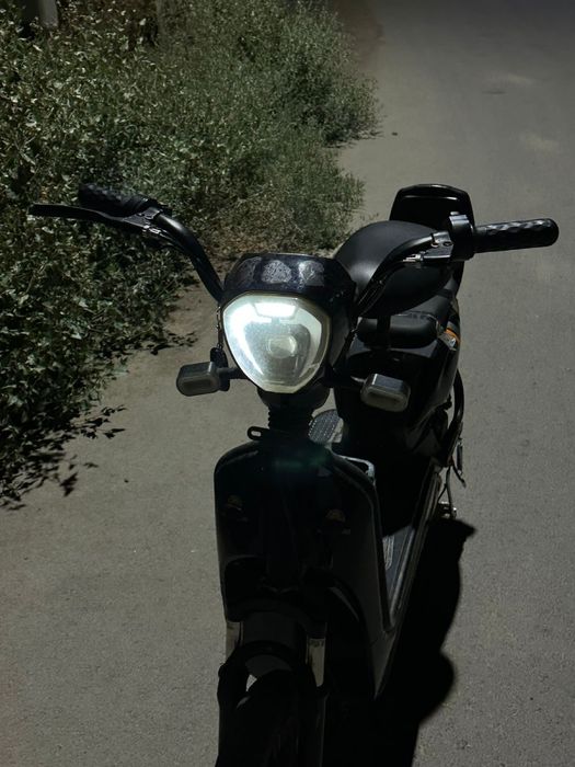 Электро мопед бешанная тяга