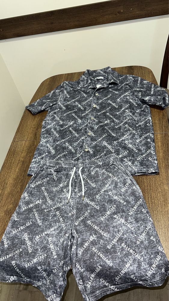 Balenciaga summer set