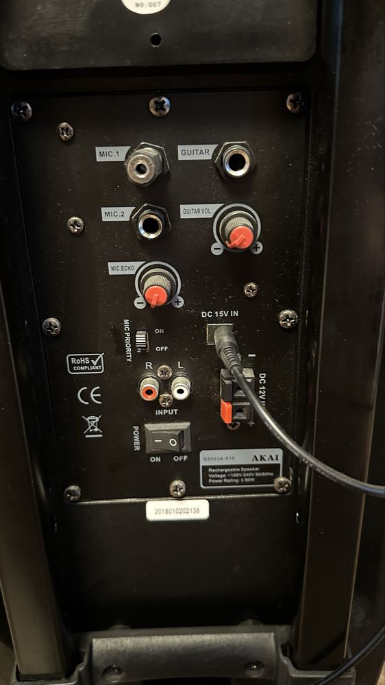 Vand boxa Akai 50w