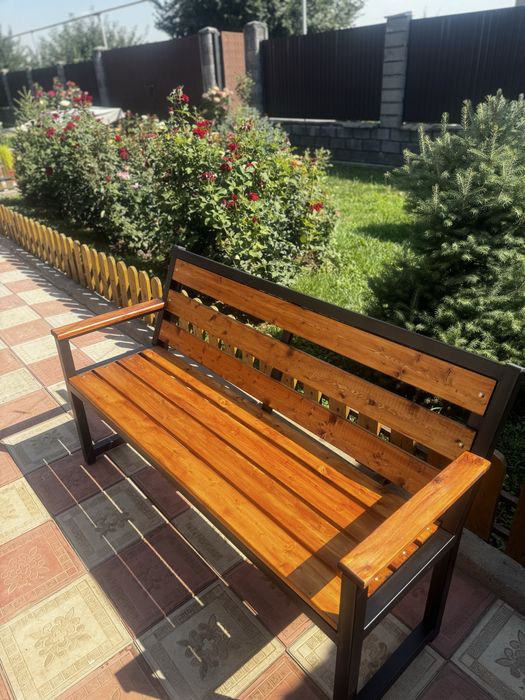 Скамейки уличные