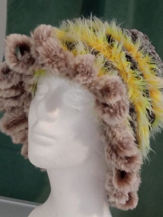 Шапочки ручной работы