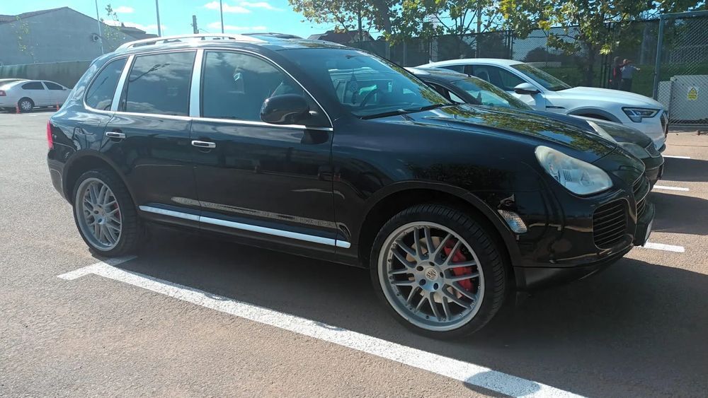 Porsche Cayenne Stare buna