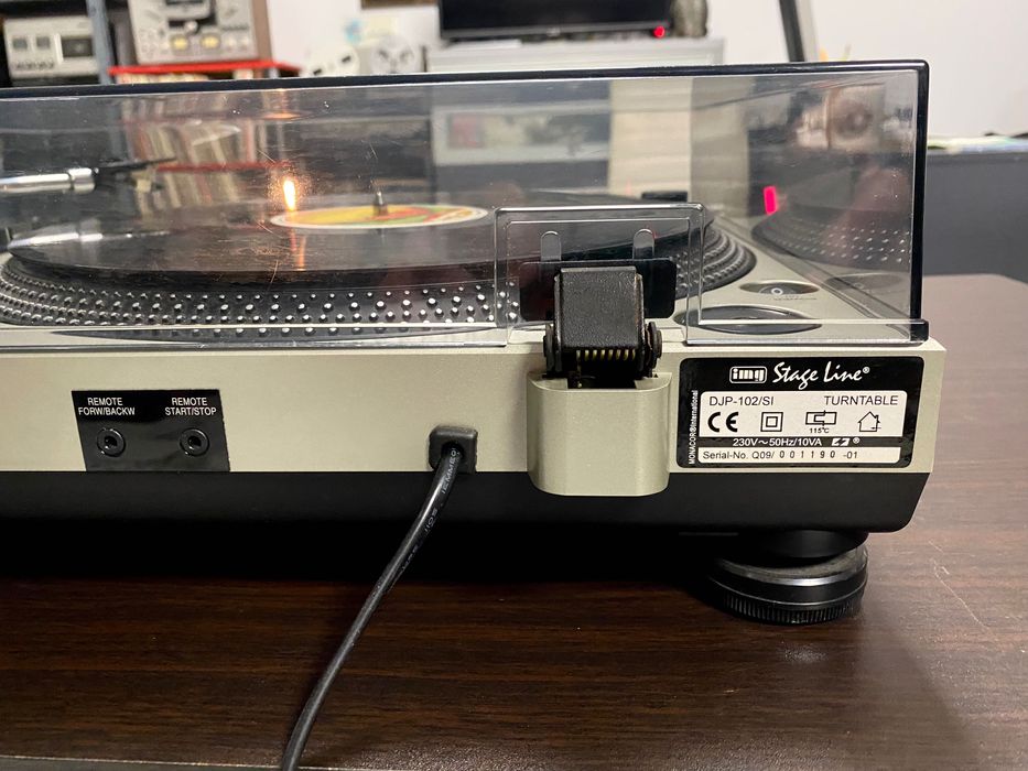 Почти нов грамофон Stage Line