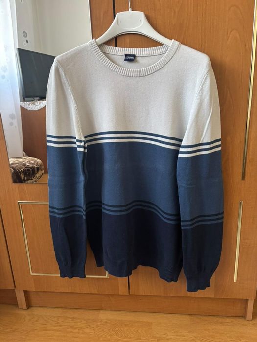 Pulover bershka/zara/pull and bear