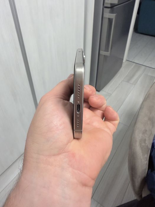 Iphone 15 pro max cu garantie 1 an