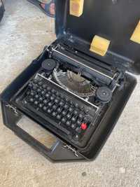 Пишеща машина Хеброс 1300