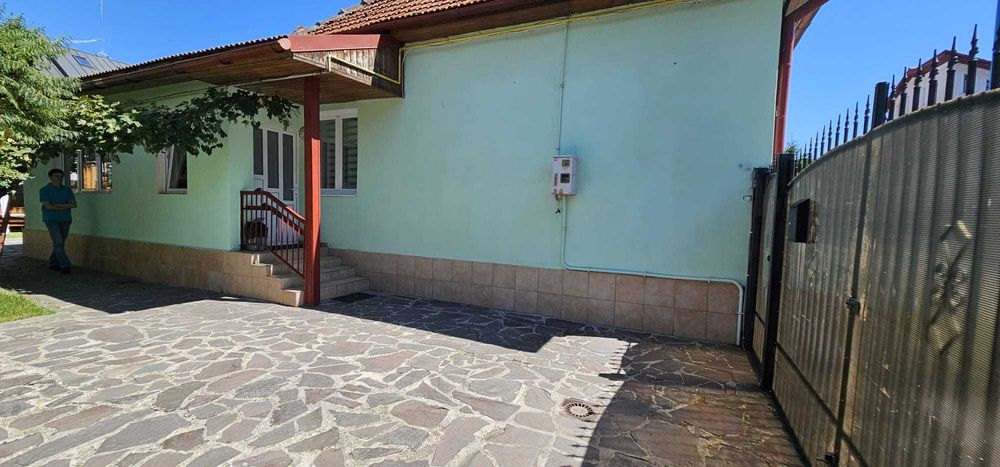 Casa de inchiriat