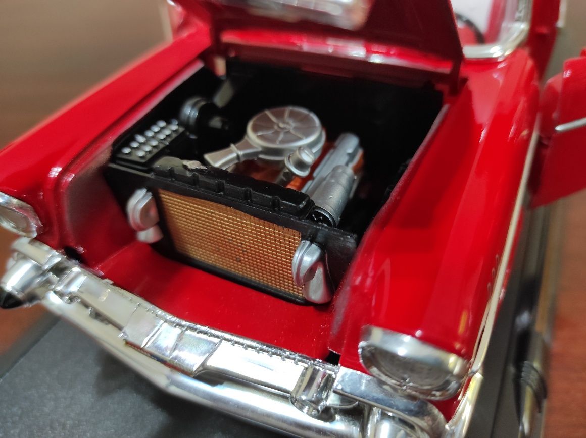 Machetă 1957 Chevy Bel Air, nouă în cutie.