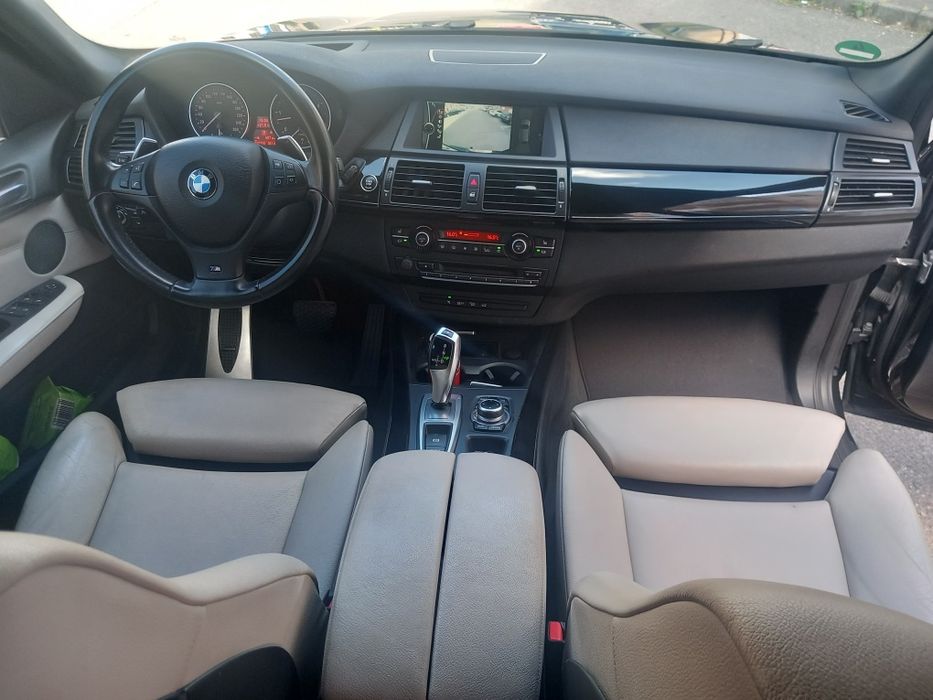 Vând BMW x5 an 2013