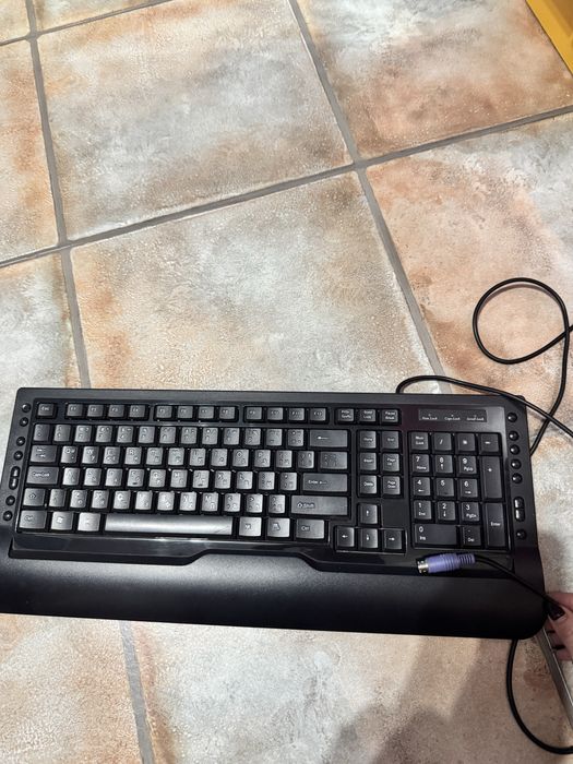 Qwerty клавиатура