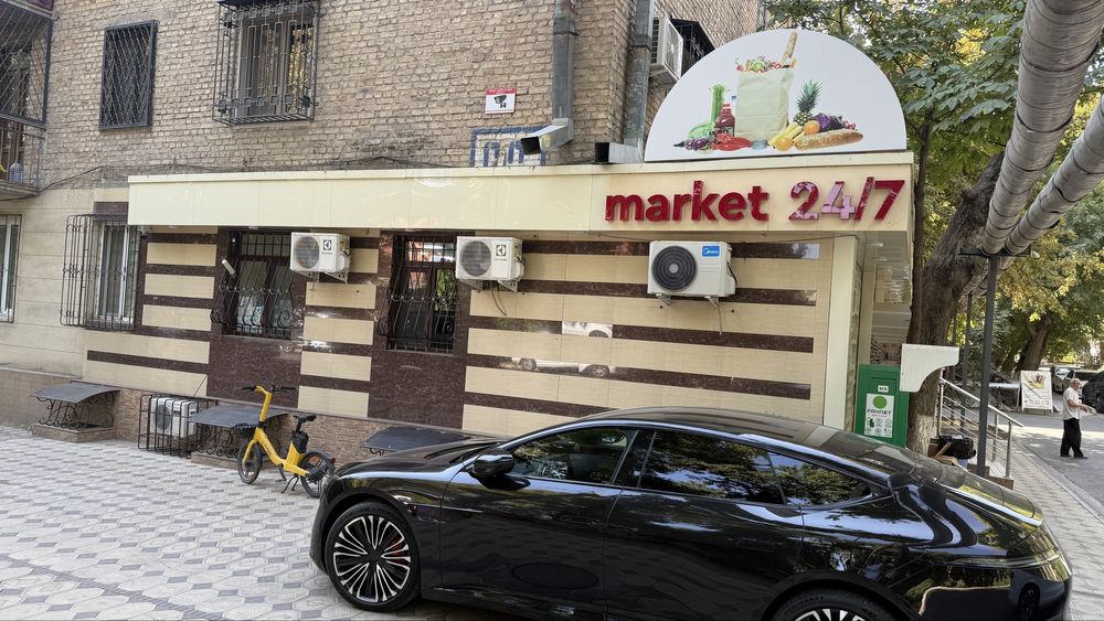 Продам магазин вместе с оборудованием М.Улугбекский р, ул.Оккургон 1-п