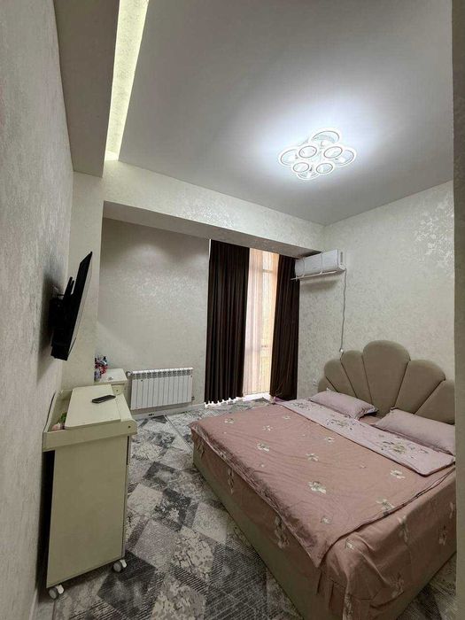 Новостройка продается квартира Мирзо Улугбек  3/7/10  101м2