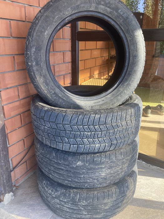 Продам шины размером R18 235/60