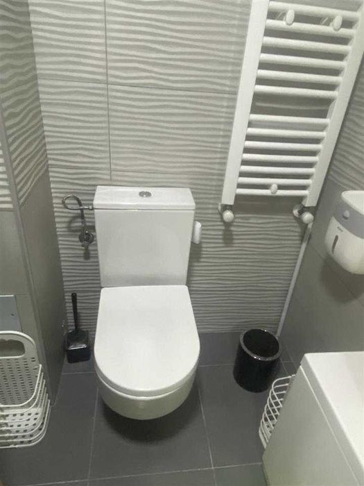 Дава се под наем Двустаен апартамент в Бургас, Братя Миладинови - 57 кв.м за 229.5 € - Снимка #2