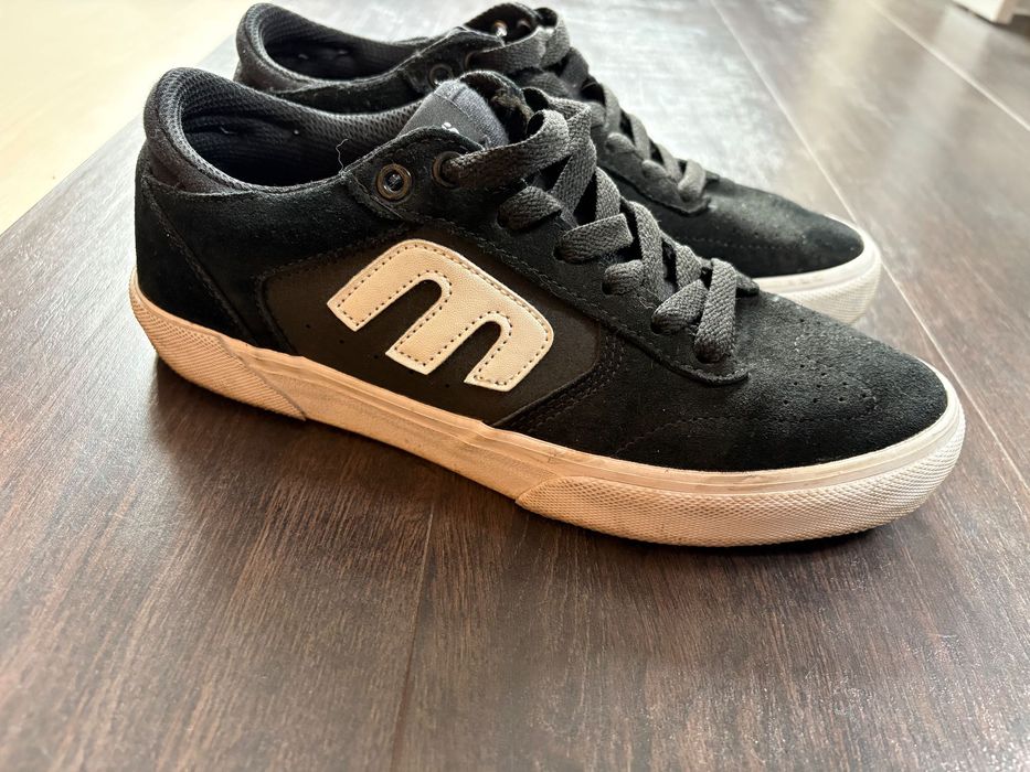 Елегантни кецове Etnies