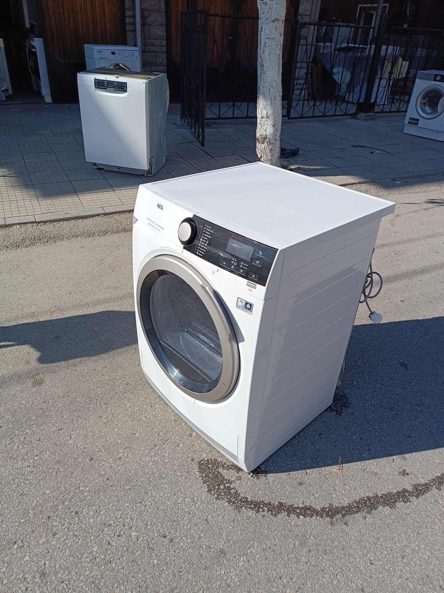 Сушилня AEG 8000 8кг