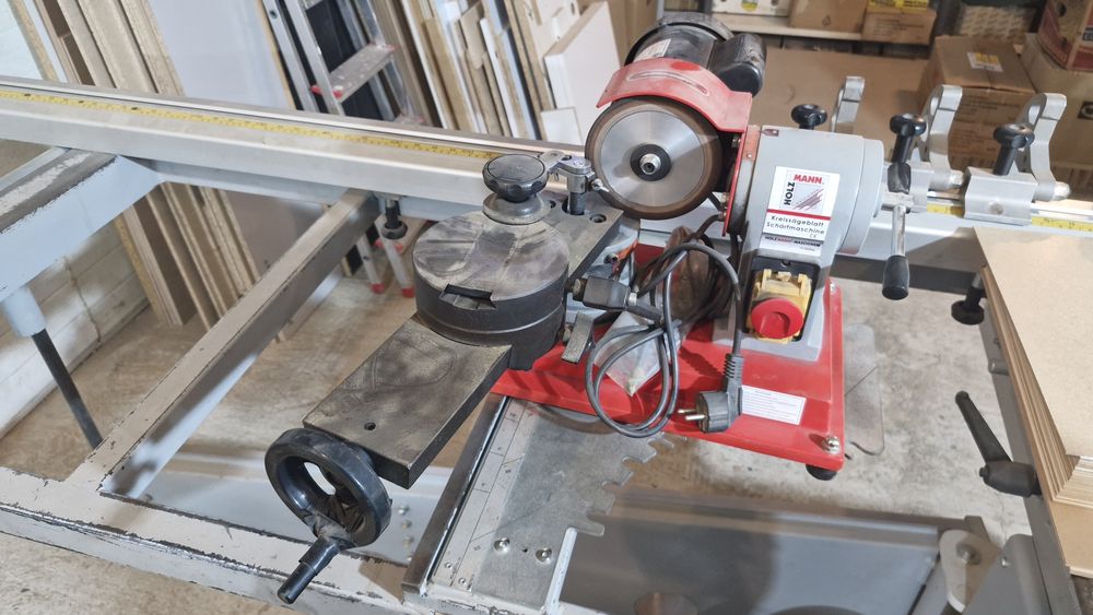 Vand maşină de ascuţit pânze circulare Holzmann MTY8‑70