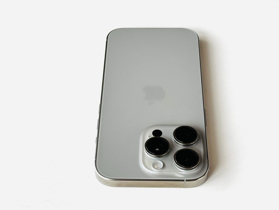 Iphone 16 Pro 128GB Natural Titanium Гаранция 6 месеца