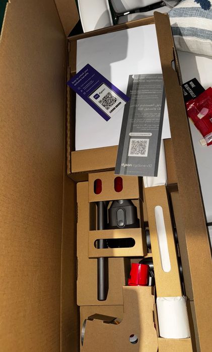 Прахосмукачка Dyson v10 cyclone