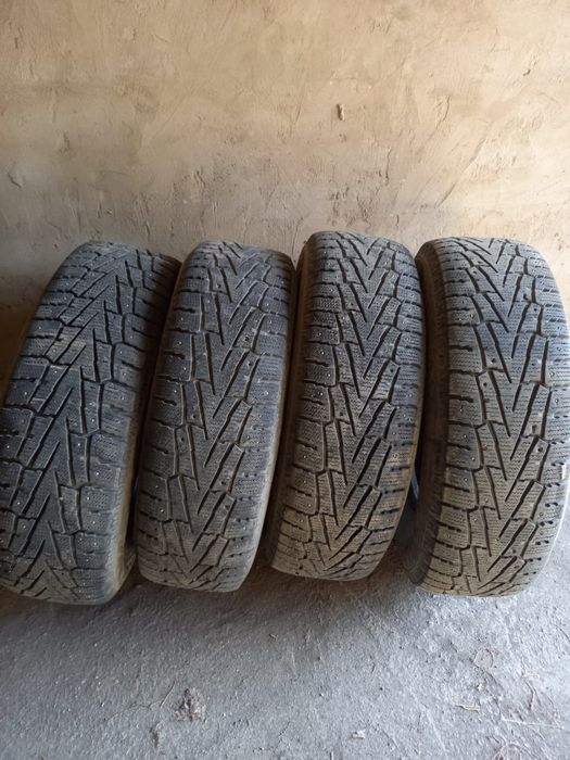 Продам зимние шины