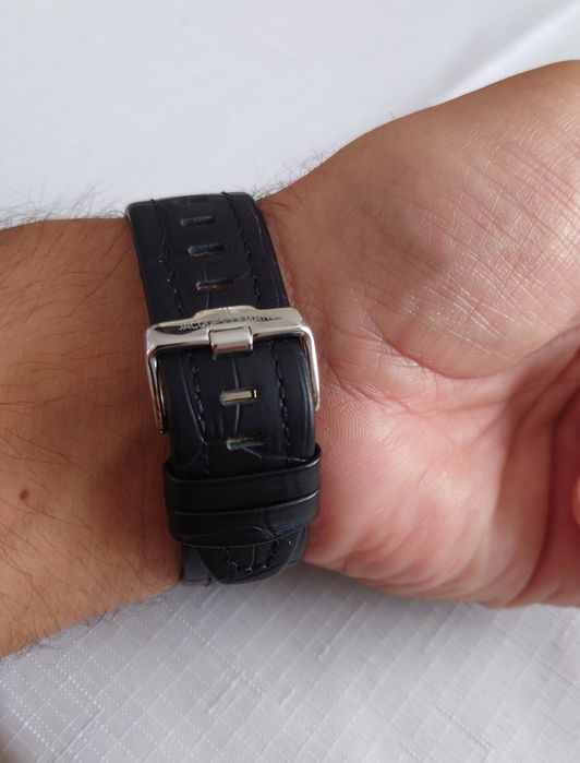 Продавам мъжки часовник Jacques Lemans