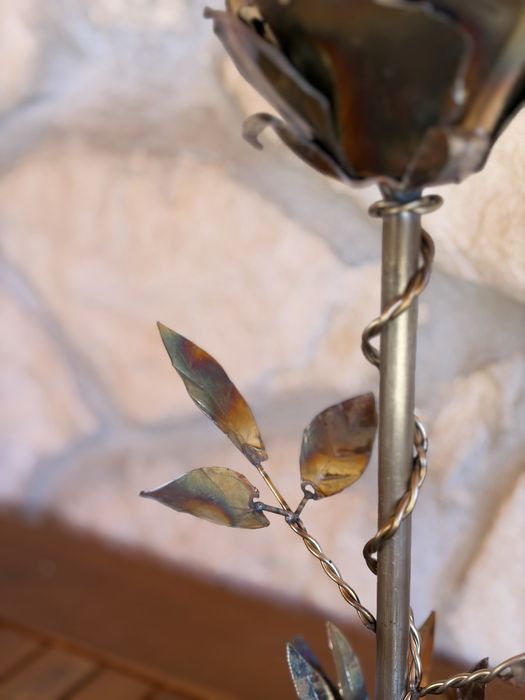 Trandafir din inox – cadou personalizat, unic și elegant