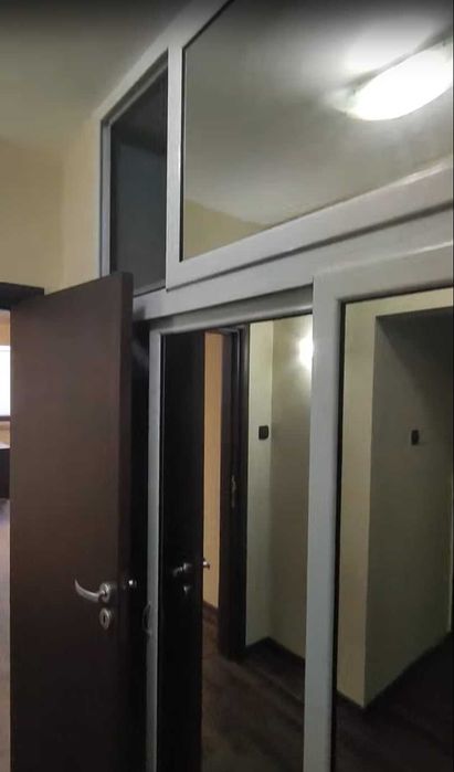 Алуминиева плъзгаща се врата с огледало/ параван