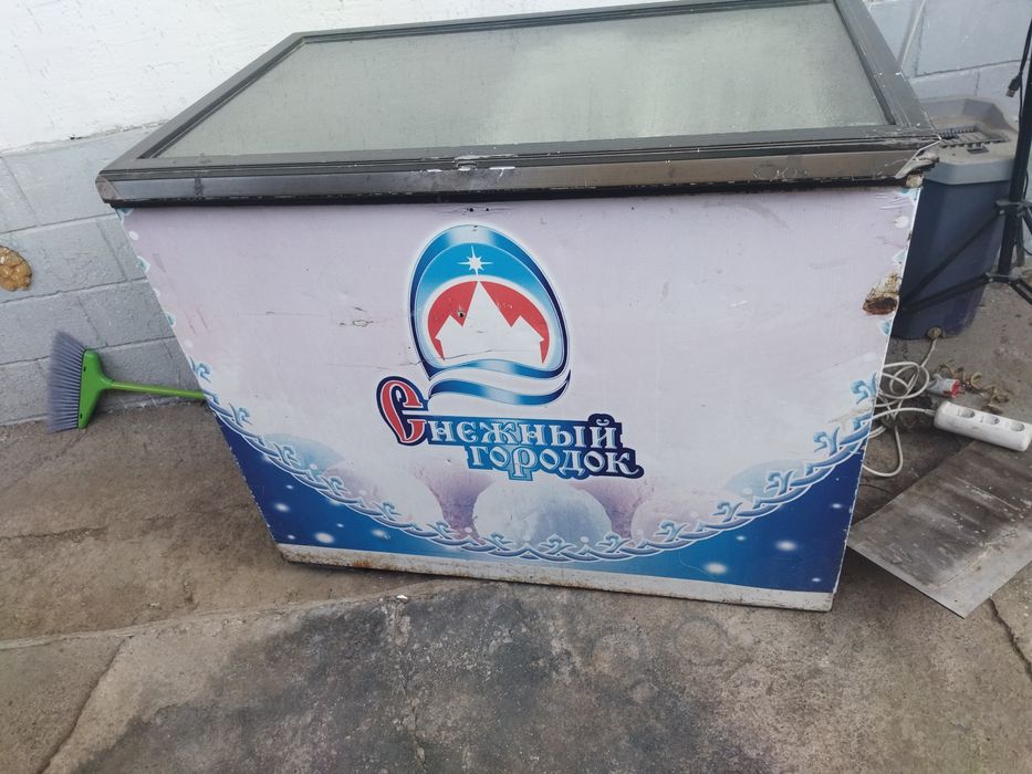 Продам морозильник