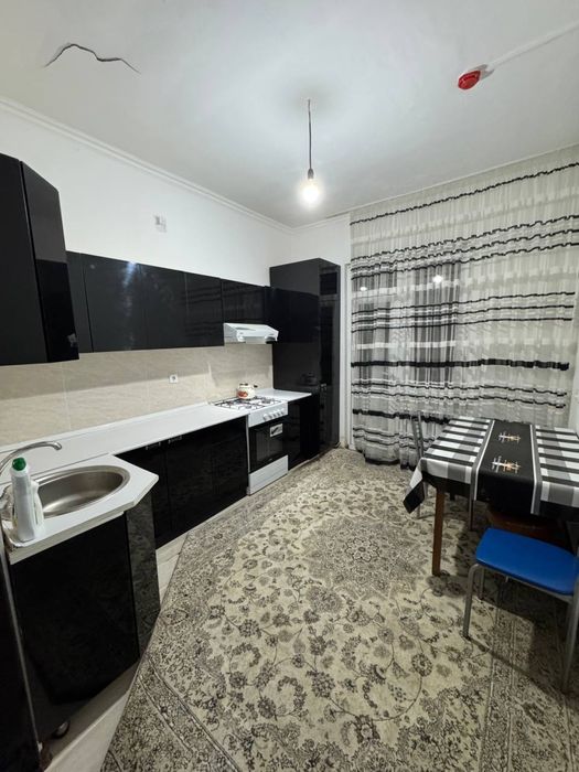 Срочно здаеться 3 комнатная квартира в аренду городе Чирчике новострое