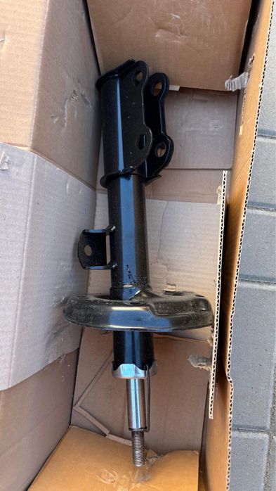 Продам амортизатор на Chevrolet